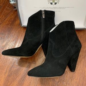 Vince Camuto Movinta Bootie